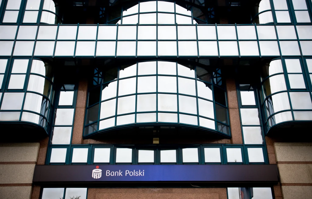 Zysk netto PKO BP w IV kwartale 2020 r. wyniósł 627 mln zł Zysk netto PKO BP w IV kwartale 2020 r. wyniósł 627 mln zł