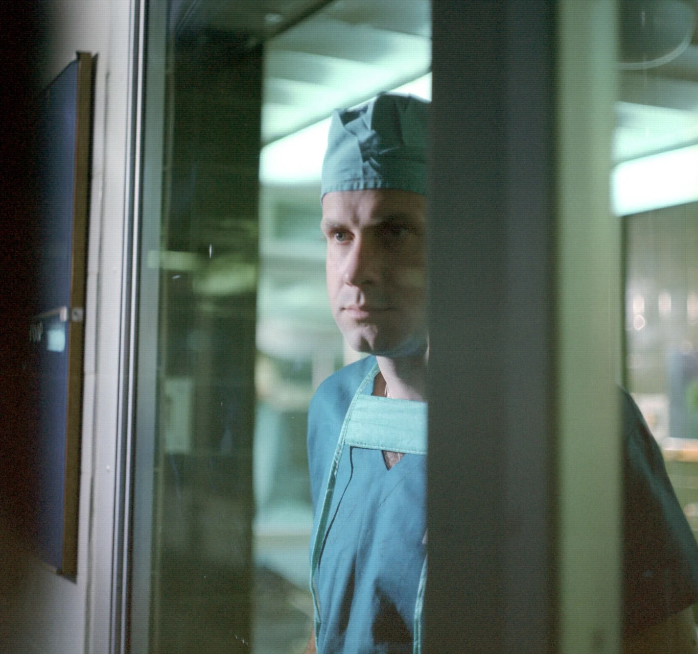 Jedną z najważniejszych ekranowych kreacji Piotr Machalica stworzył w jednym z filmów telewizyjnego cyklu Krzysztofa Kieślowskiego "Dekalog". W dziewiątej części serii zagrał Romana, kardiochirurga w średnim wieku, który dowiaduje się, że jest impotentem i nie ma żadnych szans, aby ten stan rzeczy uległ zmianie. Od tego momentu mężczyzna staje się chorobliwie zazdrosny o swoją pracującą w liniach lotniczych żonę Hankę (Ewa Błaszczyk).