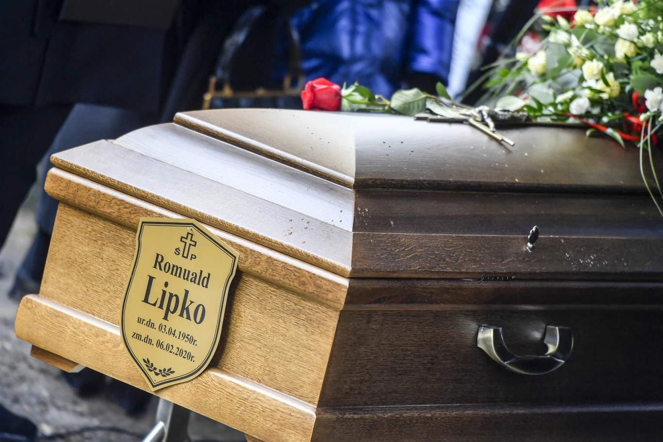 Trumna z ciałem Romualda Lipki