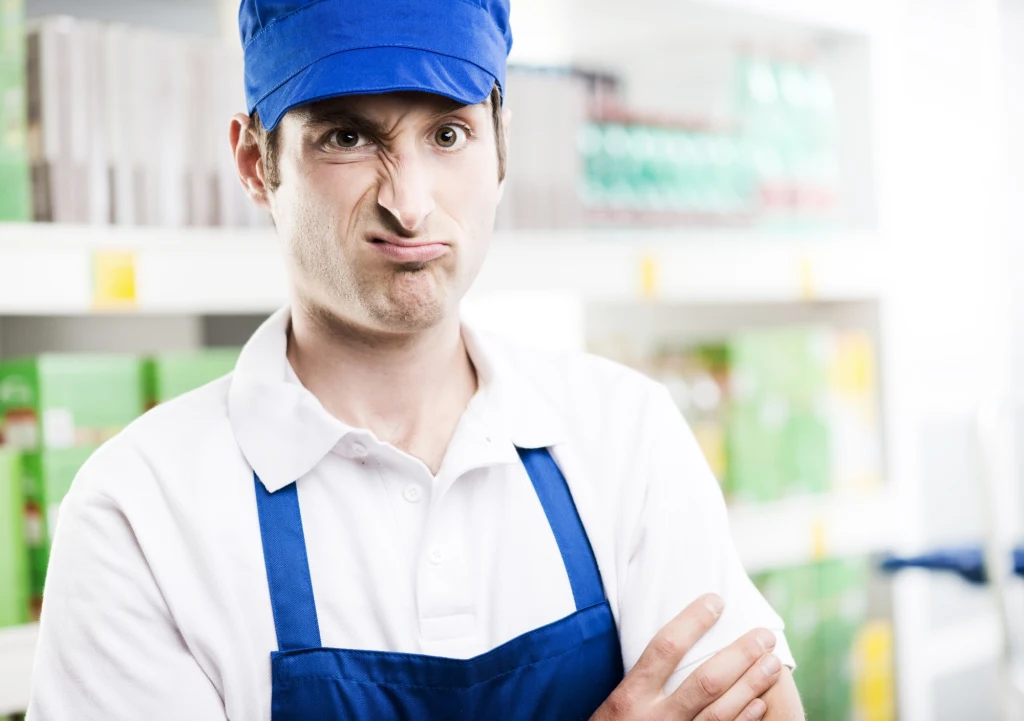 Sieć Tesco rakiem wycofuje się z Polski, a pracownicy chcą podwyżek