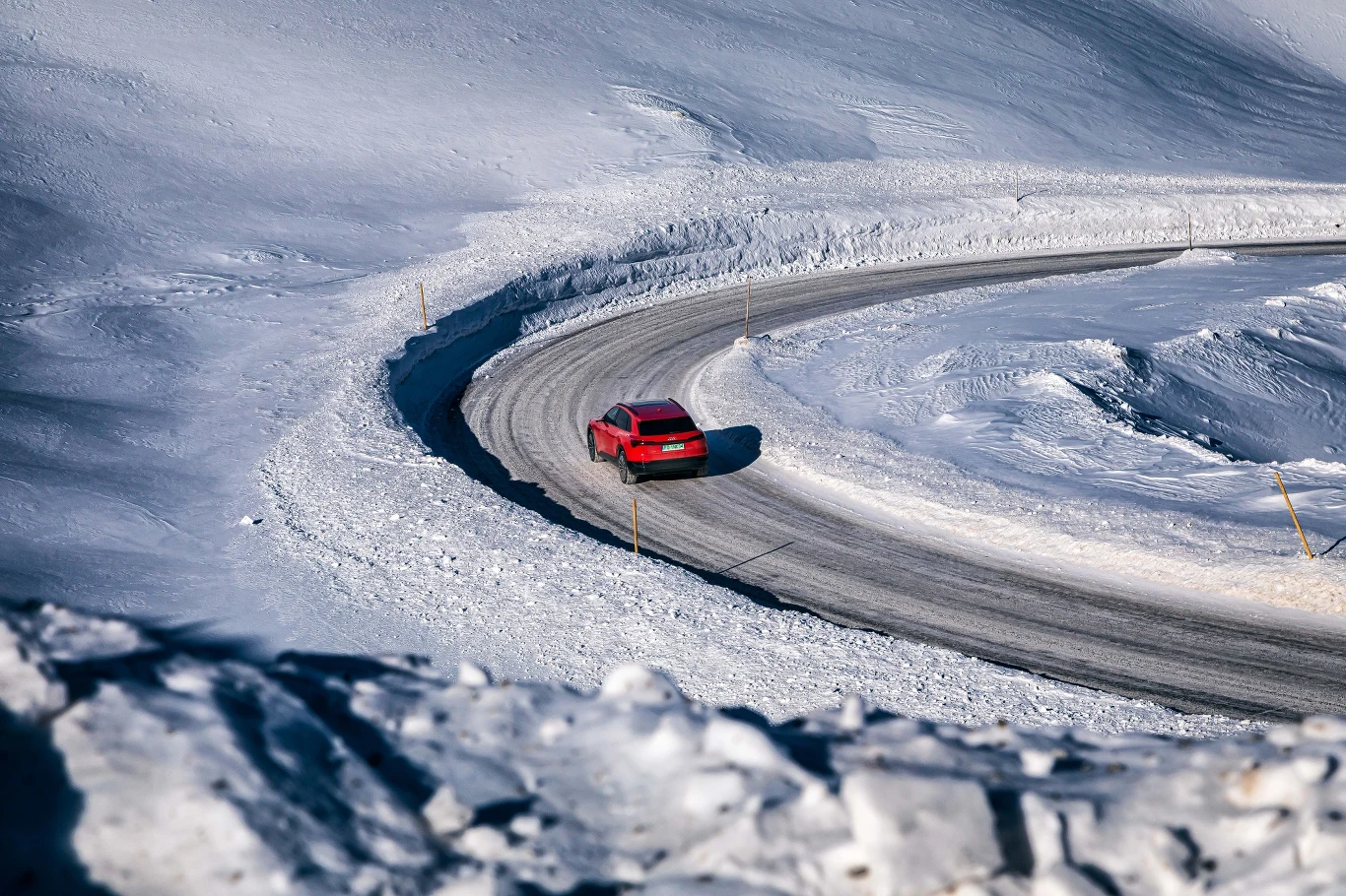 Audi e-tron po Alpach. Zdjęcia 