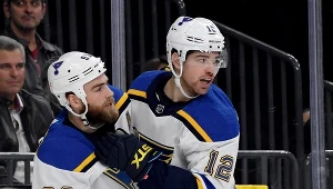 Zach Sanford (z prawej)