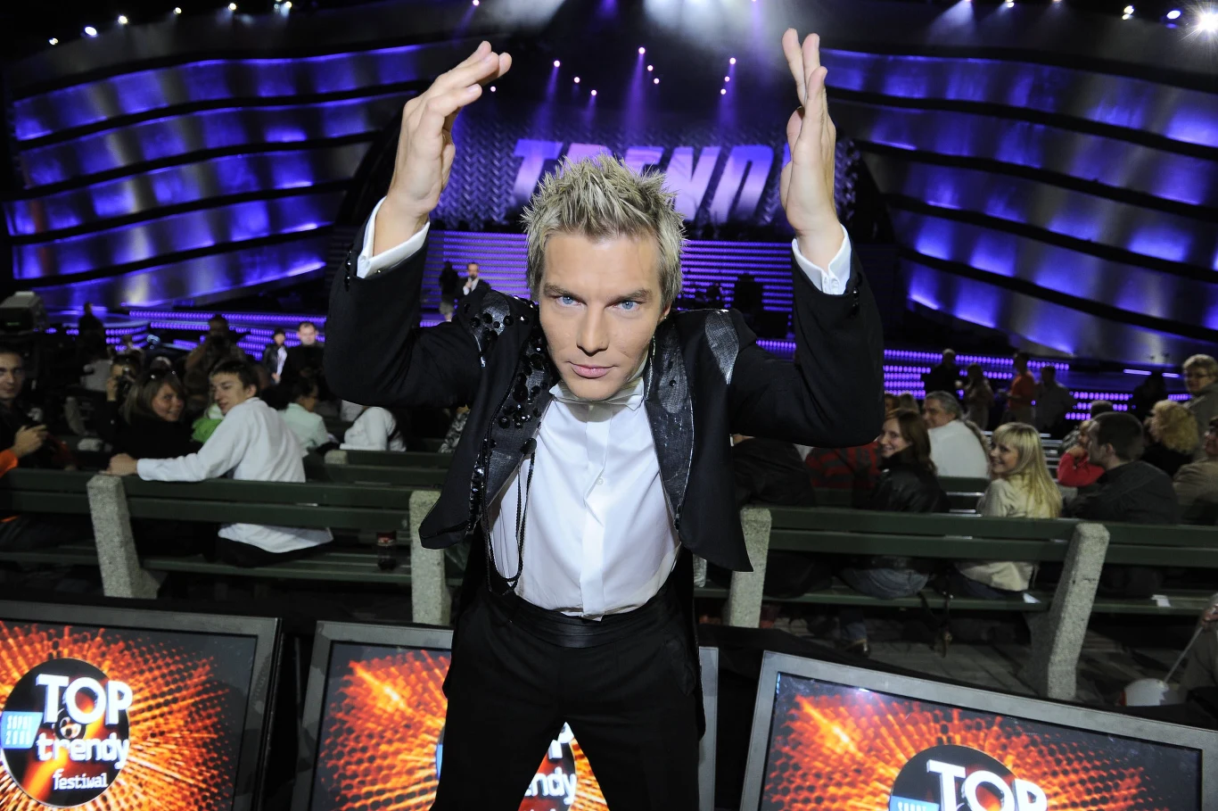 Tworzył oprawę muzyczną do jednych z najważniejszych polskich uroczystości. Prowadził orkiestrę m.in. podczas koncertu otwierającego polską prezydenturę w Unii Europejskiej. Był także jednym z dyrygentów na Światowych Dniach Młodzieży w Krakowie. 