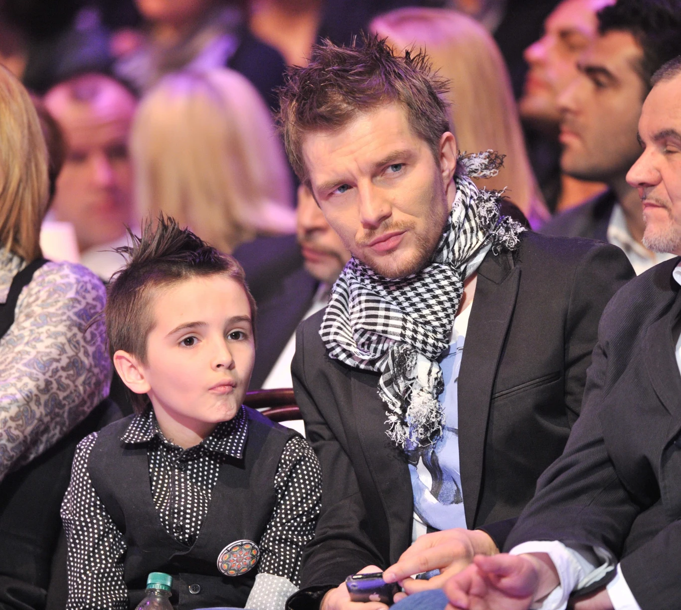 Przez dwa lata był mężem Doroty Szelągowskiej, córki Katarzyny Grocholi. Z tego związku ma urodzonego w 2001 roku syna Antoniego (na zdjęciu). Rok po rozwodzie poślubił Agnieszkę Dranikowską, z którą ma 4-letniego obecnie syna Leopolda. 