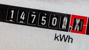 W 2025 r. scenariusz rządowy zakłada 15-procentowy wzrost regulowanych taryf na energię i gaz dla odbiorców końcowych