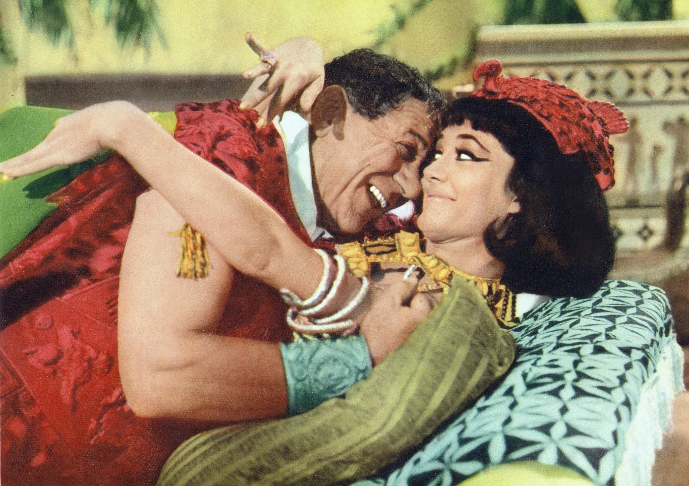 Rzymianie wiedzieli jak się dobrze bawić. Kadr z filmu "Kleopatra" z 1964 roku Rzymianie wiedzieli jak się dobrze bawić. Kadr z filmu "Kleopatra" z 1964 roku