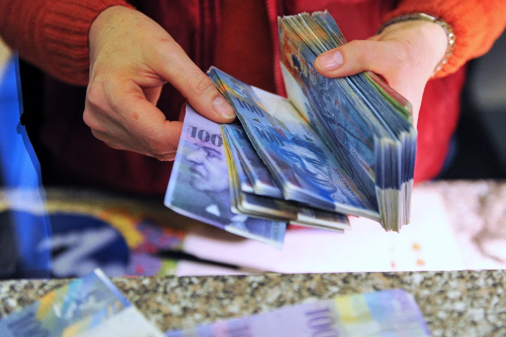 Obowiązkowa mediacja może okazać się pułapką dla frankowiczów. Pozwoli bankom wydłużać procesy