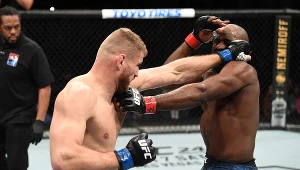 Jan Błachowicz nokautuje Coreya Andersona