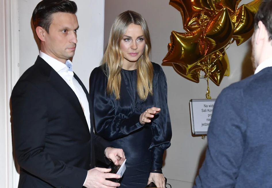 Małgorzata Socha z mężem na urodzinach teatru 6. piętro Małgorzata Socha z mężem na urodzinach teatru 6. piętro