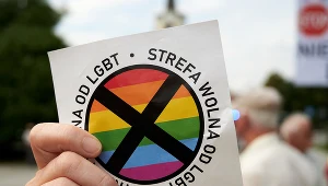 Takie naklejki rozprowadzała jedna z gazet