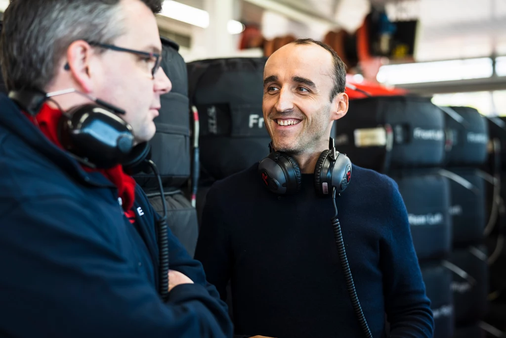 Robert Kubica w tym sezonie będzie kierowcą testowym Alfa Romeo i startował w DTM. Wszystko dzięki pieniądzom Orlenu