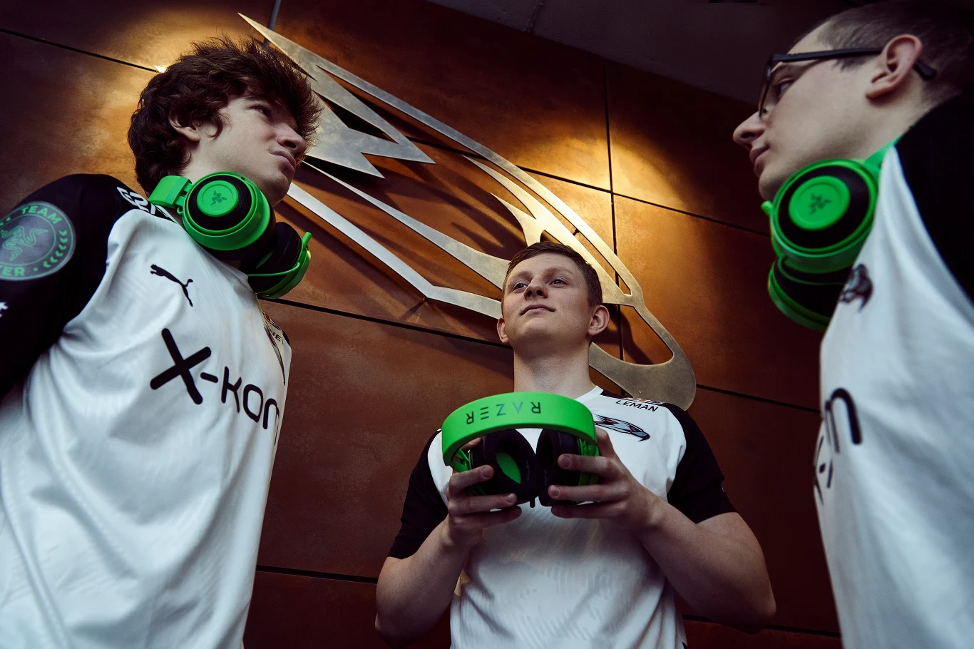 W oparciu o dwa lata doświadczenia zdobytego podczas największych esportowych turniejów, x-kom AGO rewolucjonizują swoje podejście do treningów w 2020 roku.