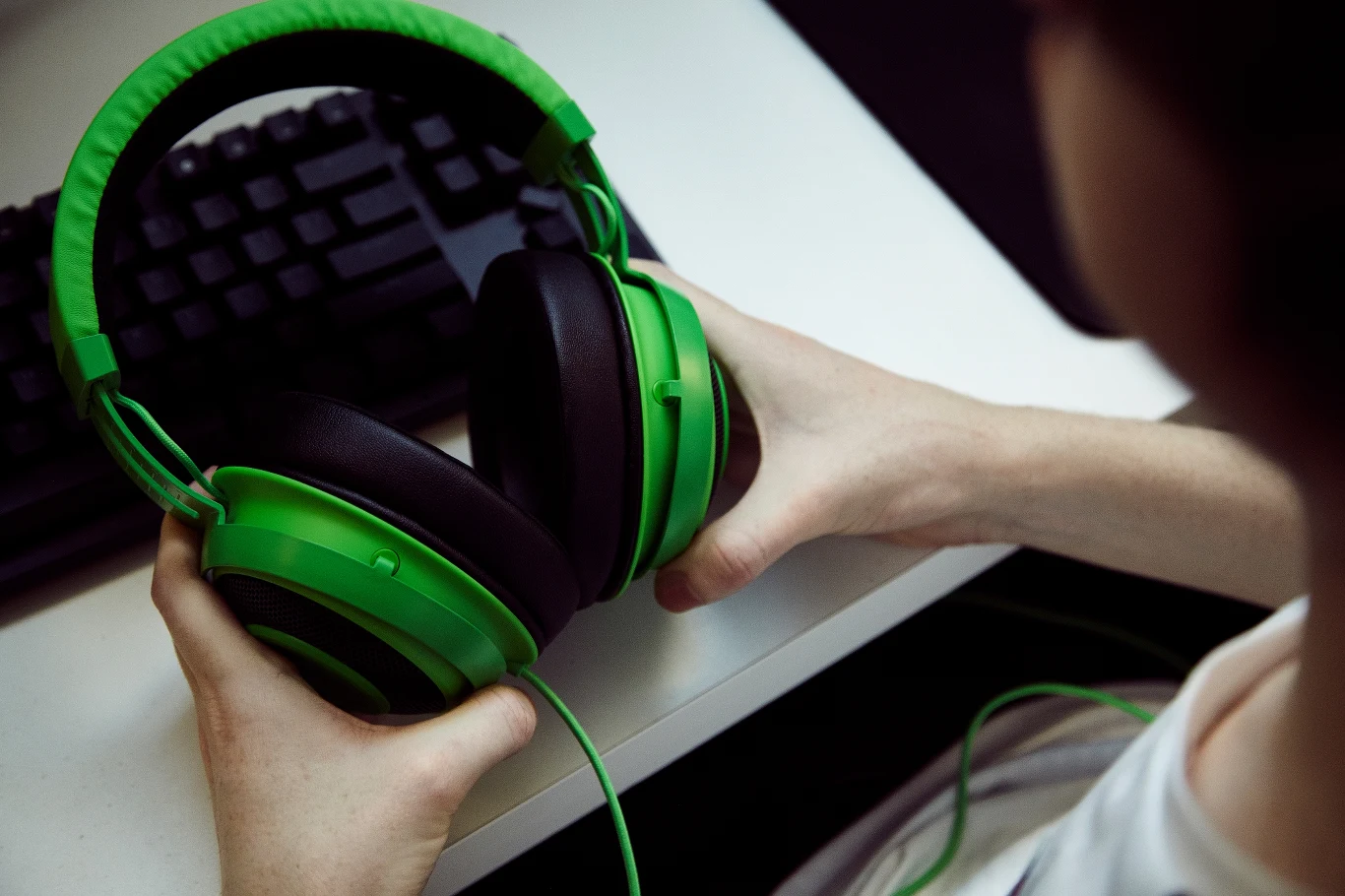 Aby osiągnąć szczyt możliwości gracze muszą nie tylko efektywnie trenować, lecz także optymalizować swoje otoczenie i zapewniać sobie sprzęt, który nie będzie dla nich ograniczeniem. Tę filozofię dzielą zarówno Team Razer jak i x-kom AGO, i to ona jest siłą napędową współpracy.