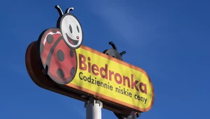 Biedronka otwiera nowe sklepy przed świętami. Dla klientów ma niespodziankę.