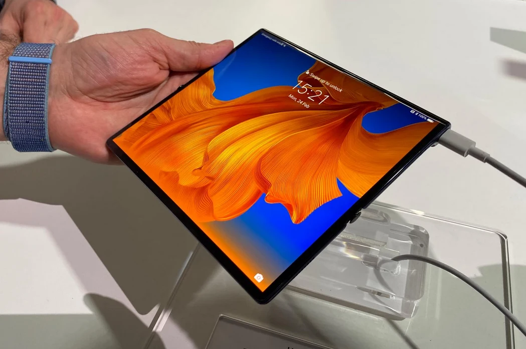 Smartfon Mate Xs - prezentacja w Barcelonie Smartfon Mate Xs - prezentacja w Barcelonie