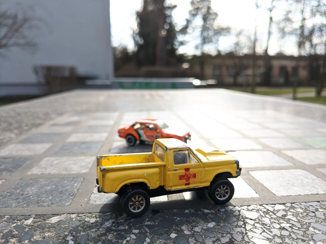 Pixel 4XL radzi sobie dobrze z robieniem zdjęć z bliska, ale próby wykonania fotografii w stylu makrozoom są skazane na porażkę w większości przypadków