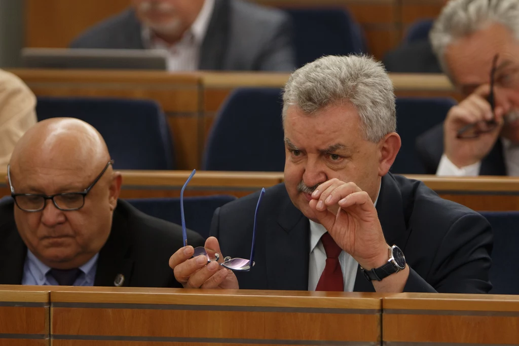 Senator Kazimierz Kleina, KO (z prawej)