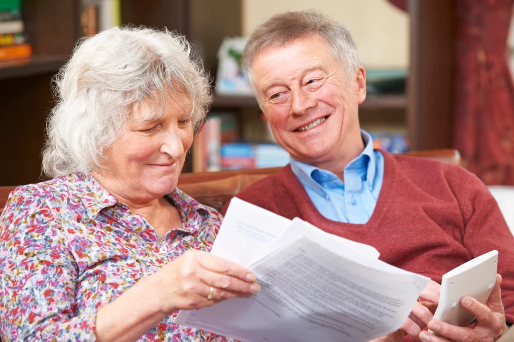 Seniorzy od grudnia dorobią więcej. Poznaliśmy nowe limity dla emerytów i rencistów
