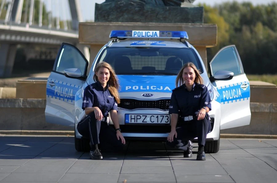 Sierż. Gabriela Putyra (po lewej) i st. post. Dominika Putyra (po prawej)