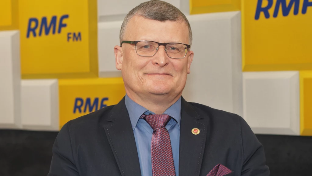 Dr Paweł Grzesiowski Dr Paweł Grzesiowski