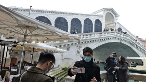 Prezes OSAT: Turyści nie odwołują jeszcze masowo wyjazdów