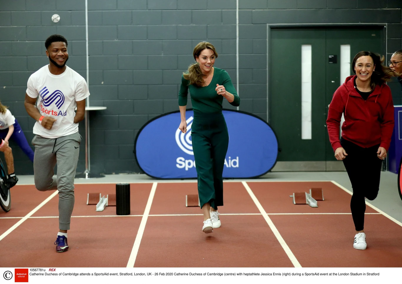 Księżna Kate startująca w biegu lekkoatletycznym 