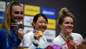 Daria Pikulik (z prawej) z brązowym medalem MŚ. To życiowy sukces Polki