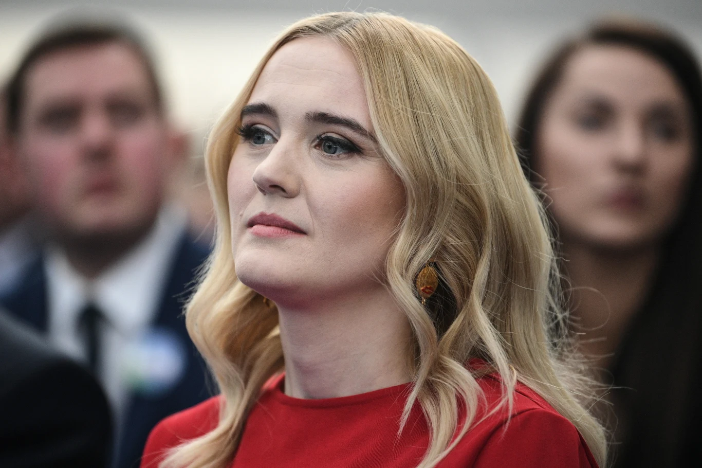 Zapowiedziała również powołanie fundacji, która uzupełniałaby przez społeczne zbiórki środki brakujące na leczenie dzieci. "Nie możemy sobie pozwolić na to, aby życie dziecka zależało od grubości portfeli jego rodziców" - zaznaczyła.