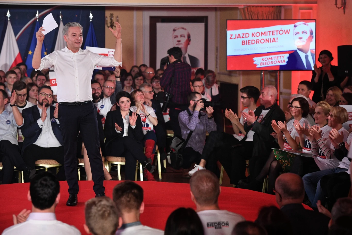 Kandydat Lewicy na urząd prezydenta RP, europoseł, lider Wiosny Robert Biedroń podczas swojej konwencji wyborczej Roberta Biedronia