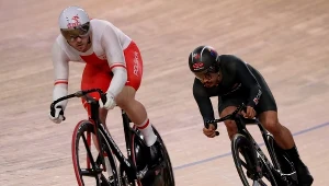 Mateusz Rudyk w pojedynku o brąz MŚ z Azizulhasnim Awangiem