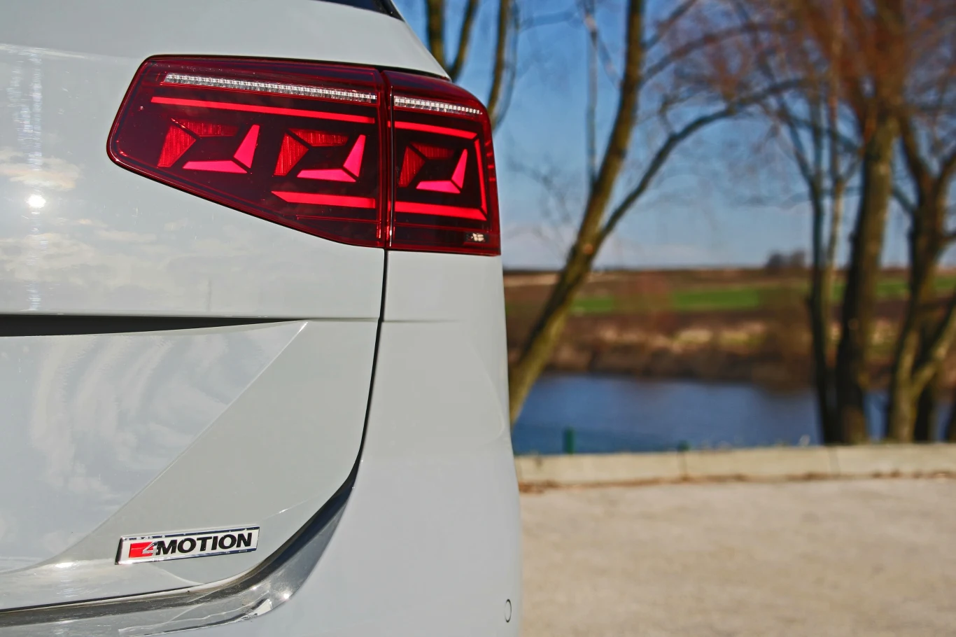 Volkswagen Passat Variant 2.0 TDI R-Line Edition