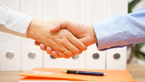 Zwolnienia czy nowe etaty? Co planują pracodawcy?