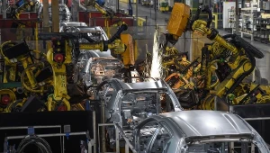 Roboty: Nie zastąpią ludzi, tylko im pomogą 