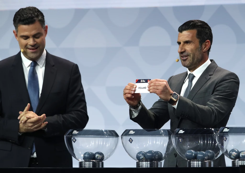 Luis Figo losuje Polskę Luis Figo losuje Polskę