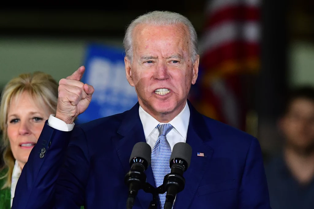 Joe Biden jest jedynym kandydatem ubiegającym się obecnie o nominację Partii Demokratycznej w wyborach Joe Biden jest jedynym kandydatem ubiegającym się obecnie o nominację Partii Demokratycznej w wyborach