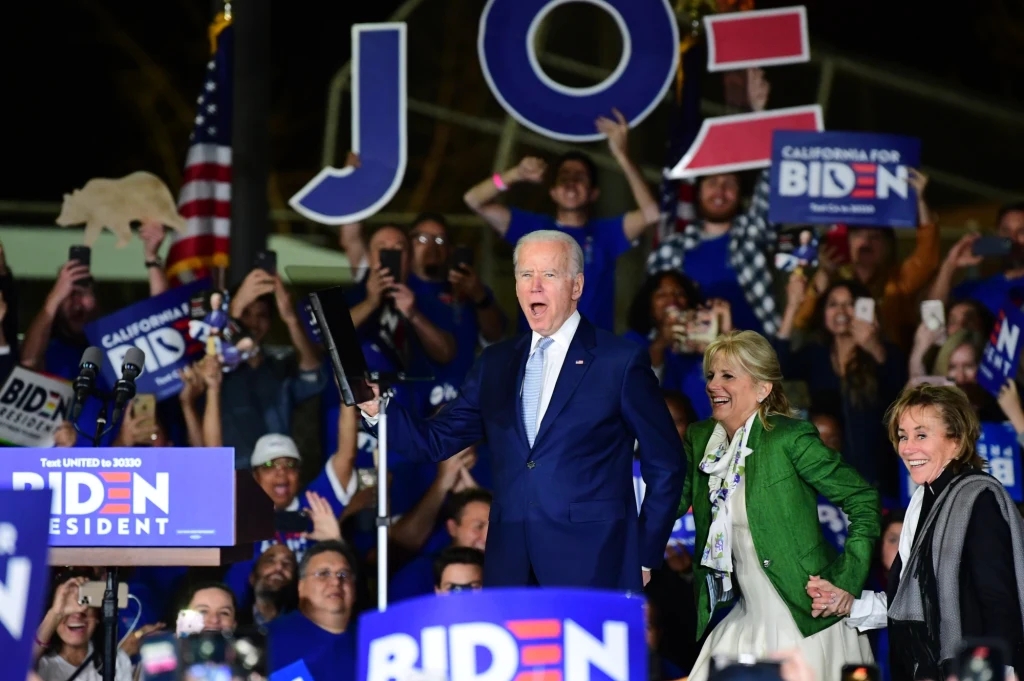 Joe Biden świętował z żoną Jill i siostrą Valerie w Los Angeles