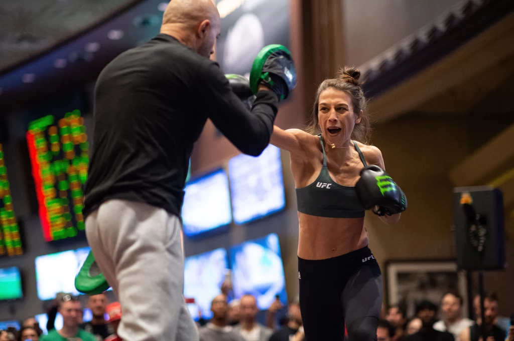 Joanna Jędrzejczyk Joanna Jędrzejczyk