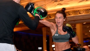 Joanna Jędrzejczyk na tzw. tarczy