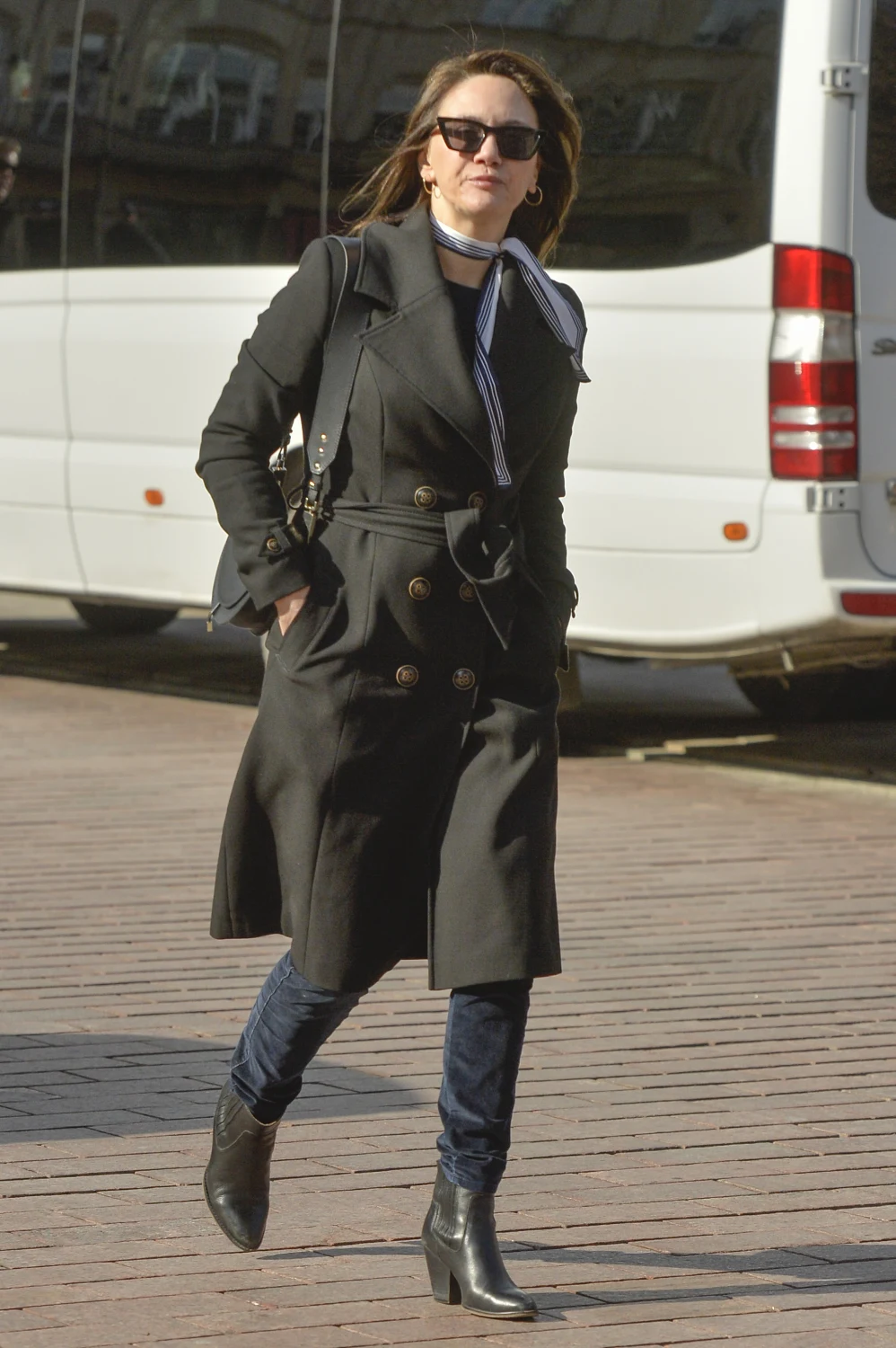 Ilona Ostrowska na pogrzebie Królikowskiego