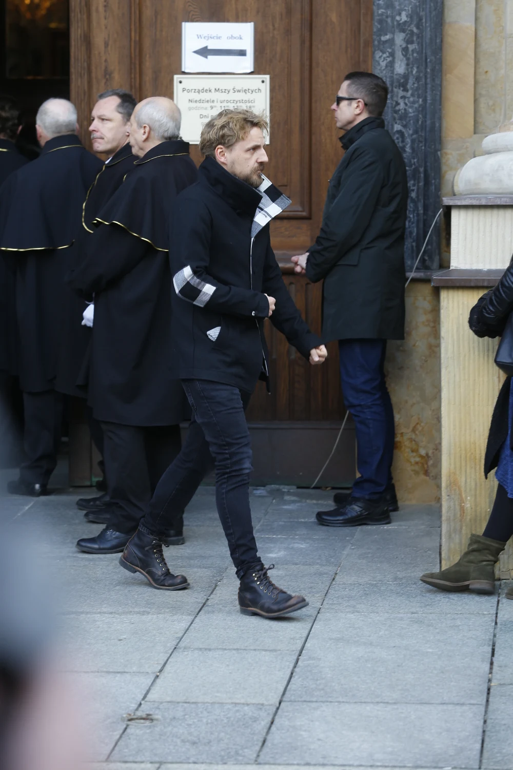 Paweł Domagała na pogrzebie Pawła Królikowskiego