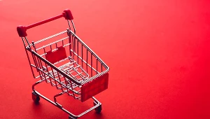 Tesco zwolni ze sklepu w Puławach około 50 osób pracujących na stanowiskach podstawowych i 10 osób sprawujących nadzór nad pracownikami