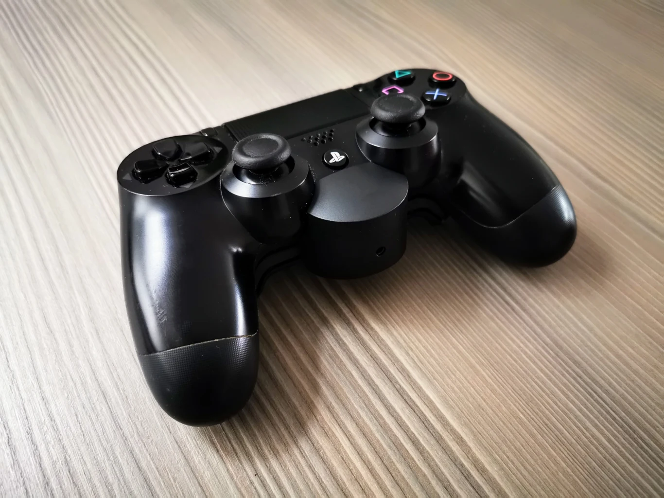 DualShock 4 Back Button Attachment DualShock 4 Back Button Attachment