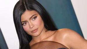 Fani śmieją się ze stóp Kylie Jenner