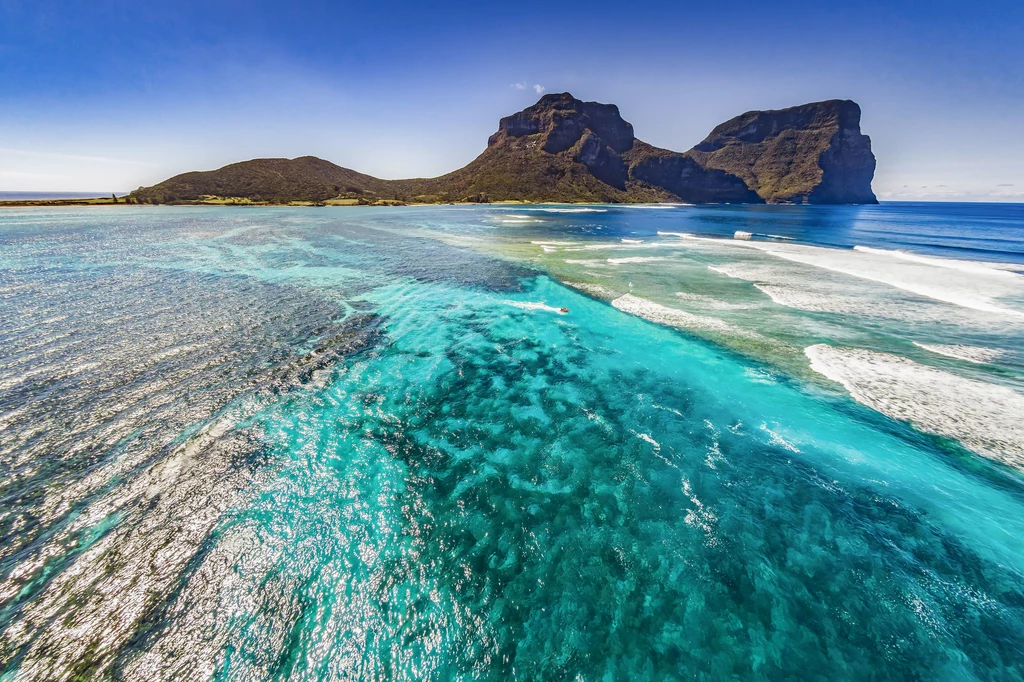 W jednym czasie na wyspie Lord Howe może przebywać maksymalnie 400 turystów