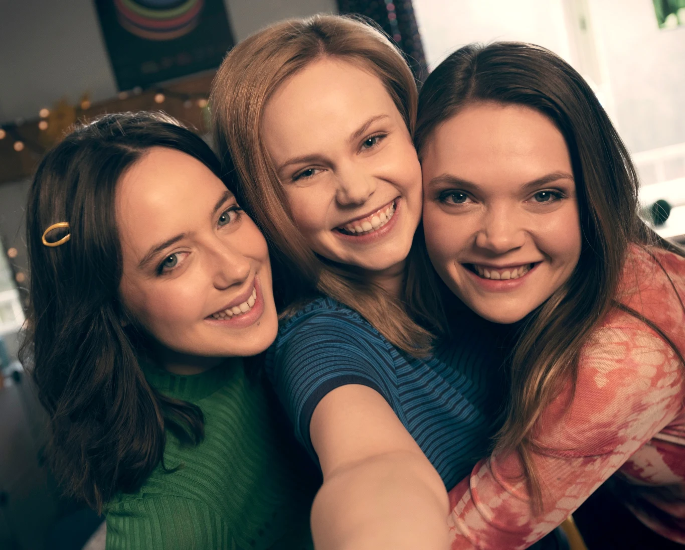 Główne role w "Sexify" grają: Maria Sobocińska, Aleksandra Skraba i Sandra Drzymalska