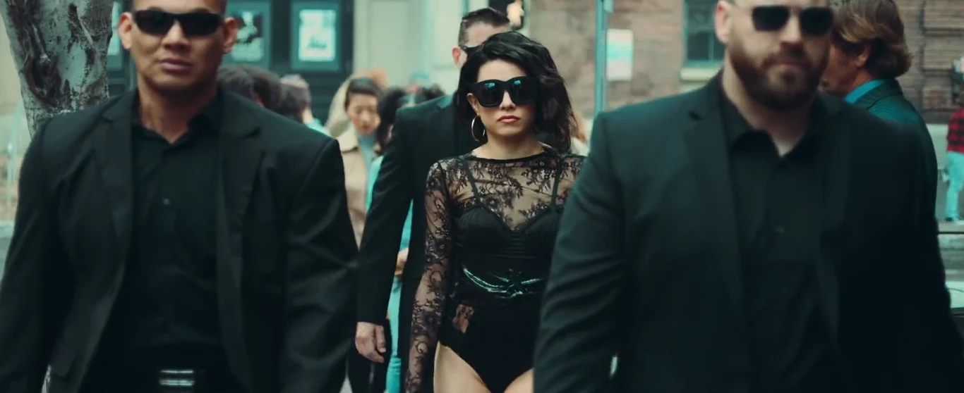 Kadr z teledysku "I Love Me"