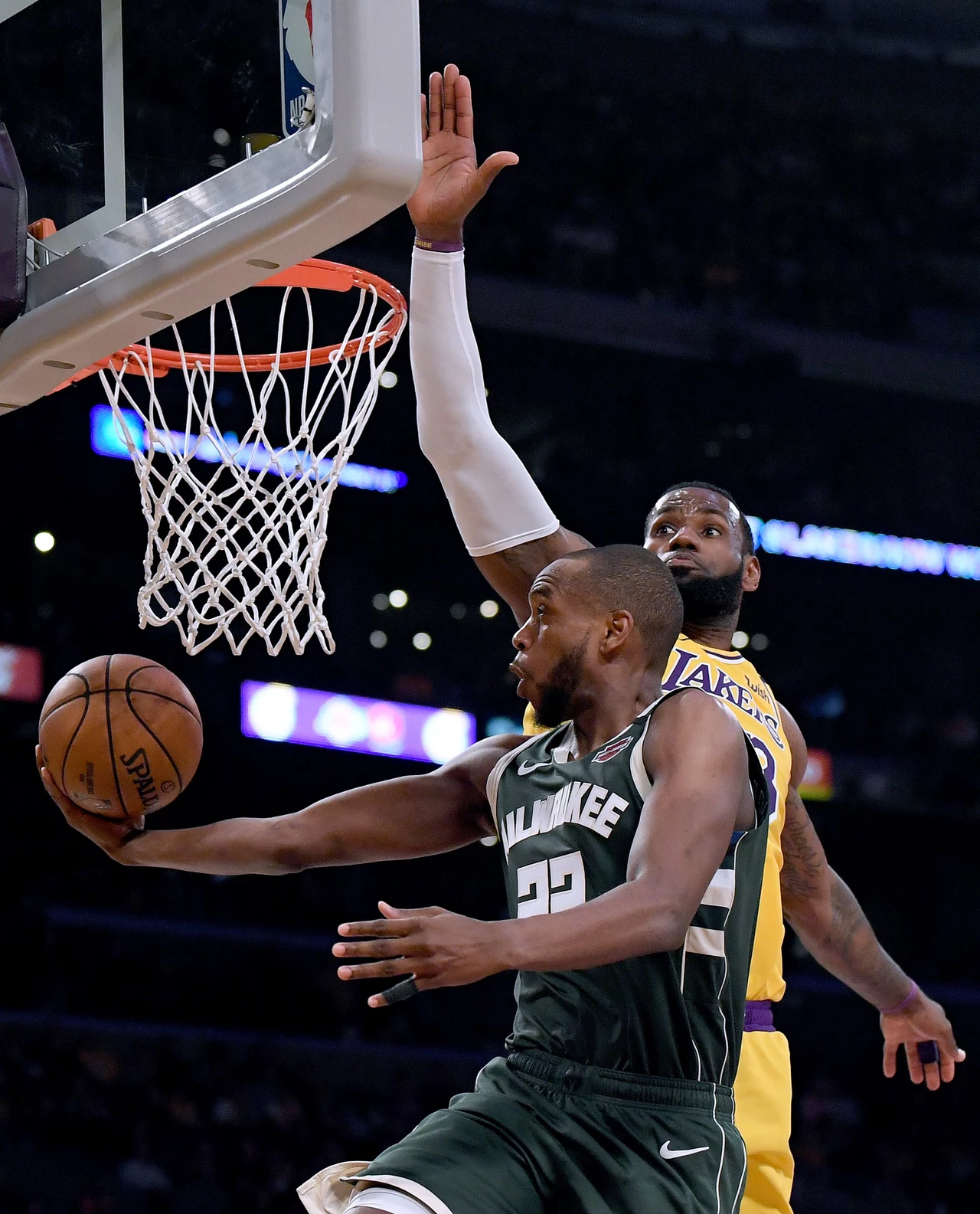 Khris Middleton (nr 22) z Milwaukee Bucks Khris Middleton (nr 22) z Milwaukee Bucks