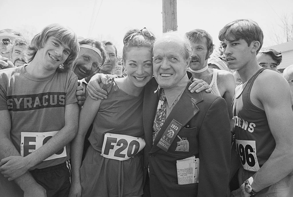 Switzer nigdy nie żywiła urazy do Jocka Semple, który próbował uniemożliwić jej ukończenie pierwszego maratonu. Co więcej, zawodnicy zaprzyjaźnili się, a Kathrine była przy mężczyźnie, gdy w 1988 roku umierał na raka. Switzer nigdy nie żywiła urazy do Jocka Semple, który próbował uniemożliwić jej ukończenie pierwszego maratonu. Co więcej, zawodnicy zaprzyjaźnili się, a Kathrine była przy mężczyźnie, gdy w 1988 roku umierał na raka.