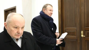 Maciej Łopiński (L) zastąpił Jacka Kurskiego (P) na stanowisku prezesa TVP