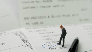 Obowiązujące od 1 stycznia 2020 r. zmiany w VAT mają ukrócić nadużycia z wykorzystaniem tzw. pustych faktur wystawionych na podstawie paragonów